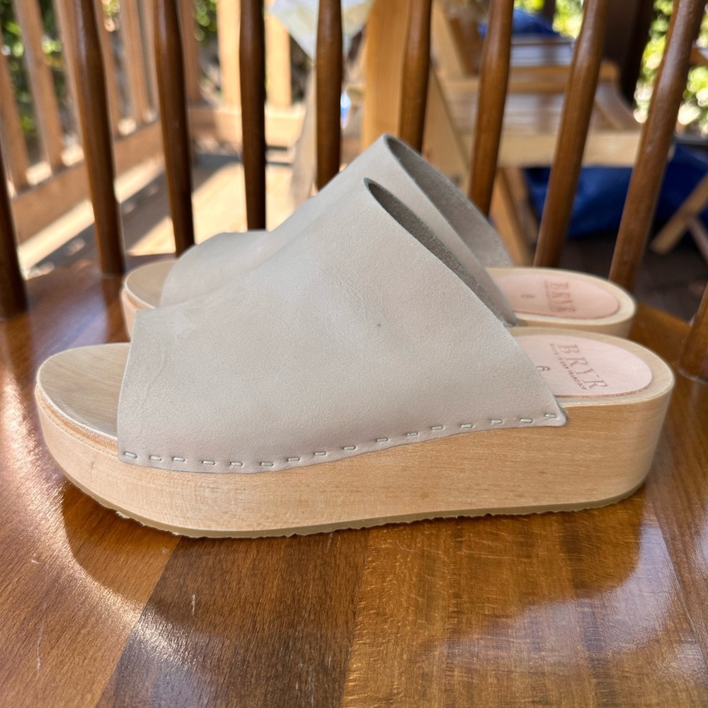 BRYR Norma Clog in Bone
NWT. Since-discontinued style.